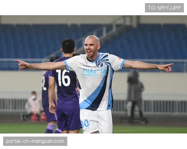 “对比分析:为何巴萨的定位球进球多来自角球,而皇马更多来自直接任意球?” “对比分析:为何巴萨的定位球进球多来自角球,而皇马更多来自直接任意球?”